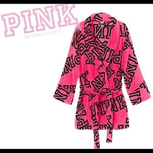 Pink Victoria’s Secret bathrobe M/L
